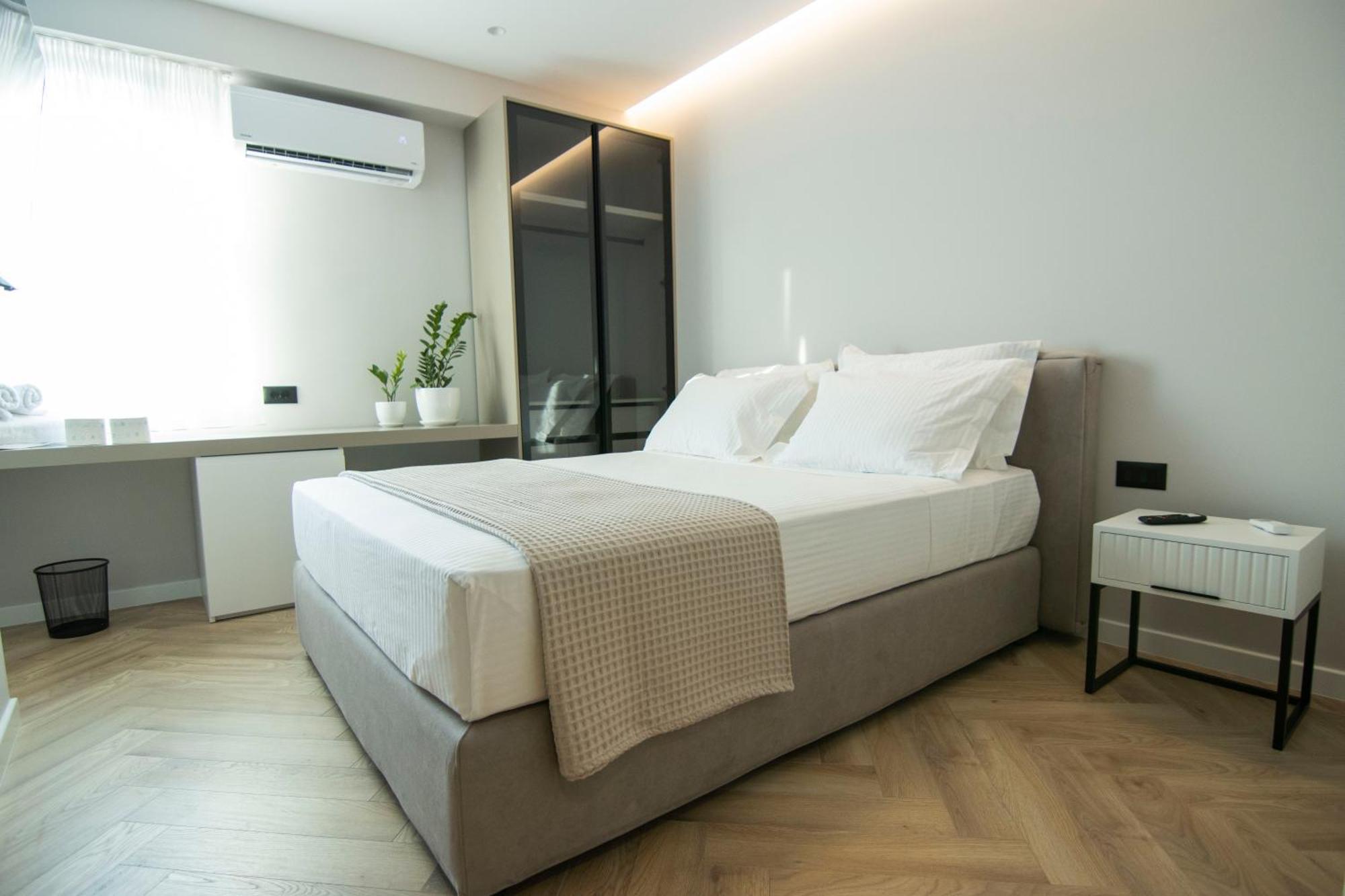 Mina Luxury Rooms Tirana Exterior photo
