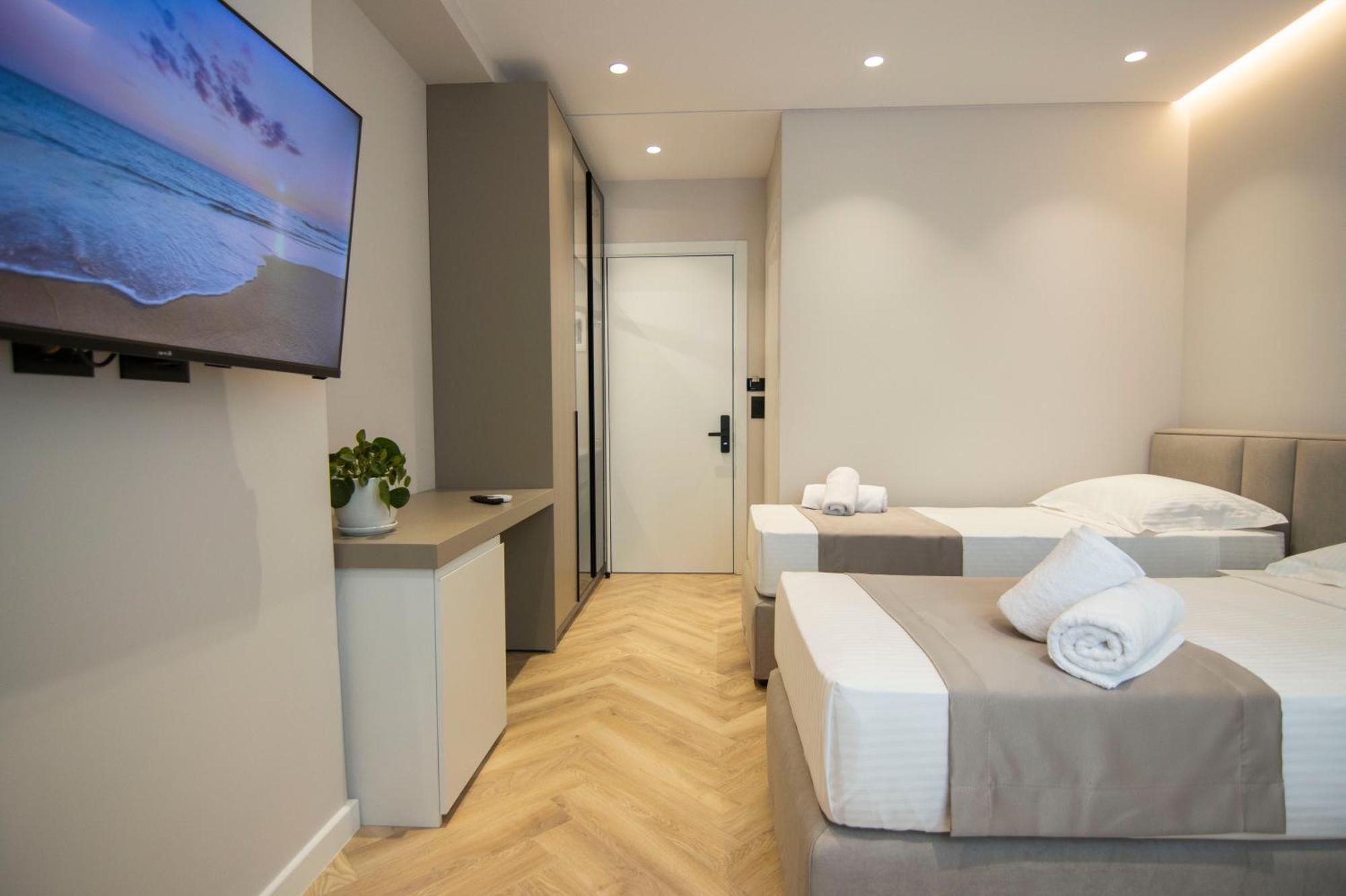 Mina Luxury Rooms Tirana Exterior photo