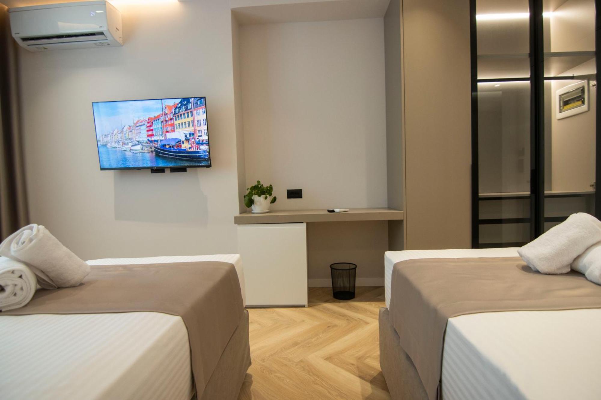 Mina Luxury Rooms Tirana Exterior photo